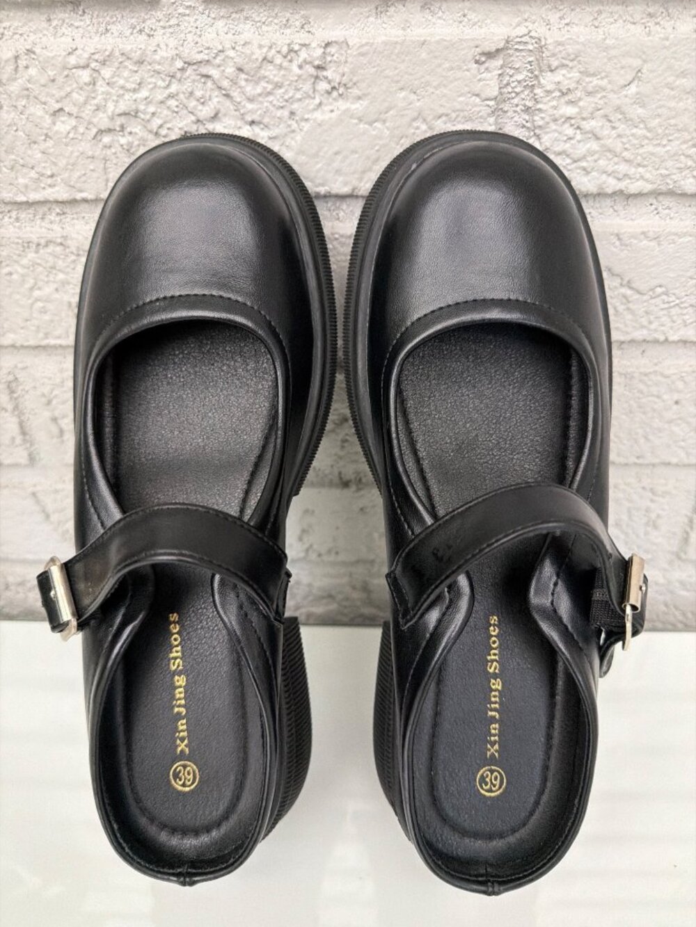 Xin Jing Women’s Black Faux Leather Mary Jane Slip-On Platform Size 39 (8)
